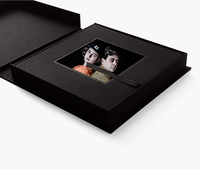 Pack shooting couple 1h + coffret « Family Book » - Photographe mariage et  portraits Toulouse, Montpellier, Perpignan, Bordeaux.